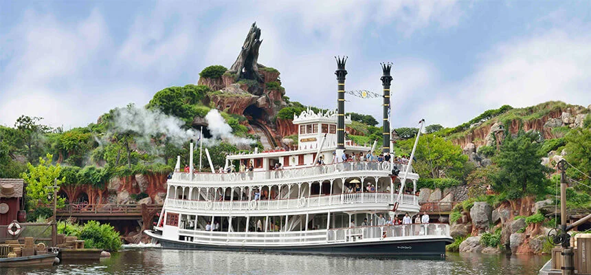 ディズニーランドの蒸気船マークトウェイン号