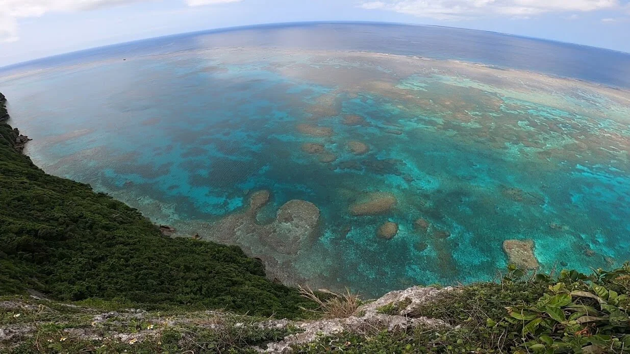 【行き方】宮古島の絶景！三角点とイグアナ岩を解説【動画あり】のサムネイル